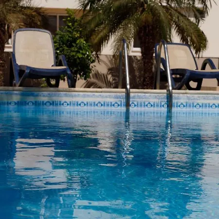 Luxury * أيا نابا